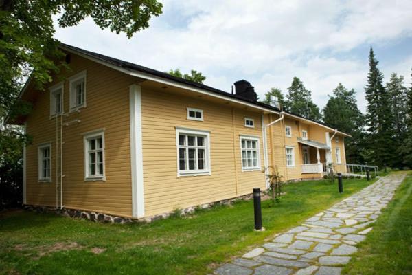 Ahlströmin Ruukki Noormarkku Semesteranläggning (resort) 3*